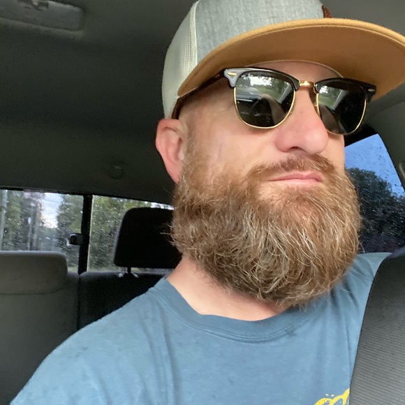 Meet your Posher, Brandon - Picture 2 of 5